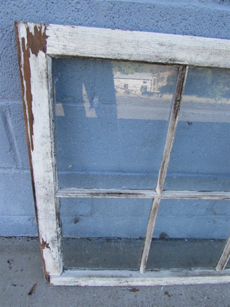 VINTAGE/ANTIQUE 6-PANE WOOD FRAMED WINDOW