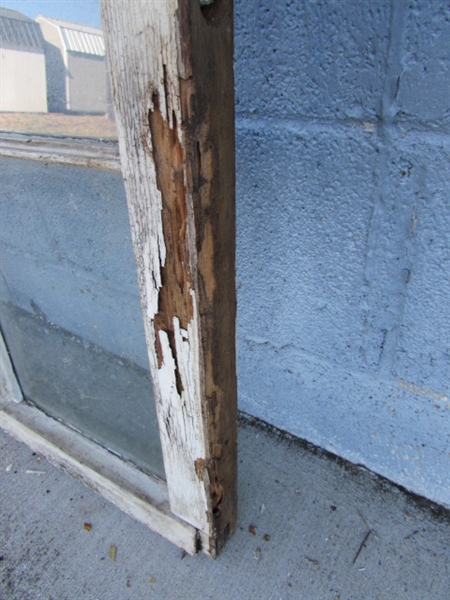 VINTAGE/ANTIQUE 6-PANE WOOD FRAMED WINDOW