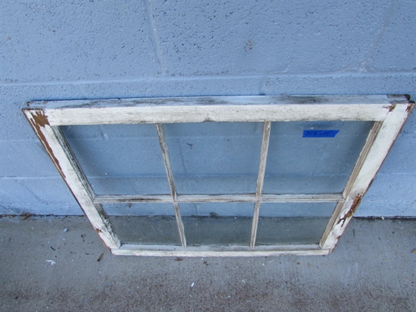 VINTAGE/ANTIQUE 6-PANE WOOD FRAMED WINDOW