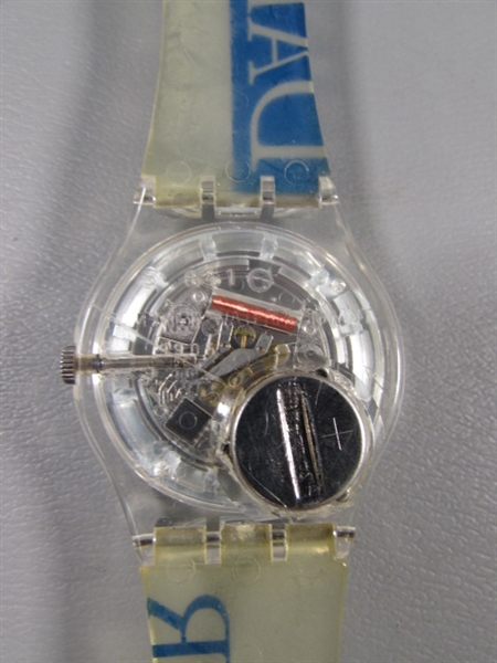 4 VINTAGE WATCHES & A POCKET WATCH