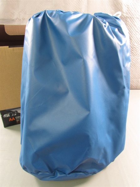 NEW - CLASSIC ACCESSORIES V- HULL BOAT COVER