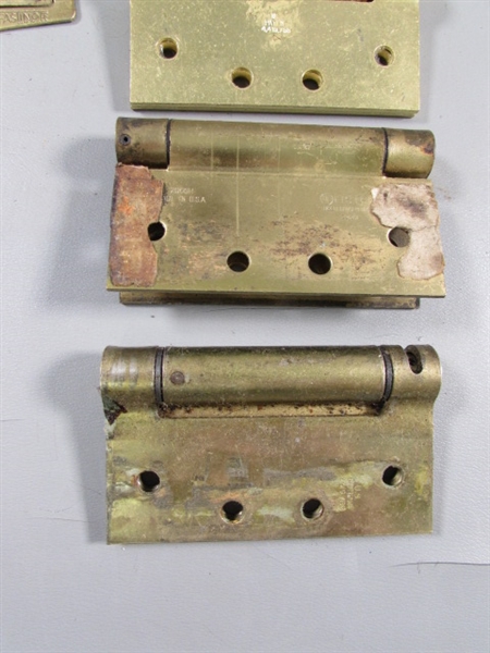 ASSORTED BRASS HINGES