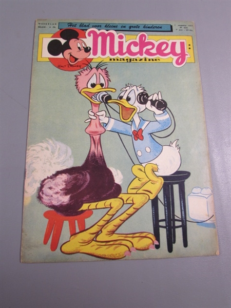 VINTAGE MICKEY & DONALD DUCK COMIC BOOKS