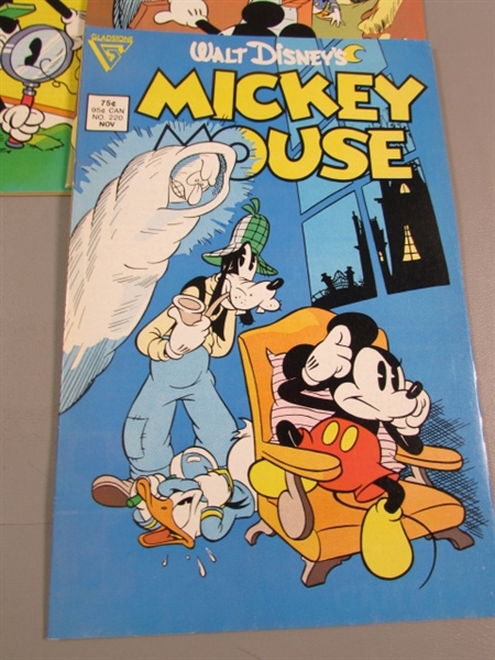 VINTAGE MICKEY MOUSE COMIC BOOKS