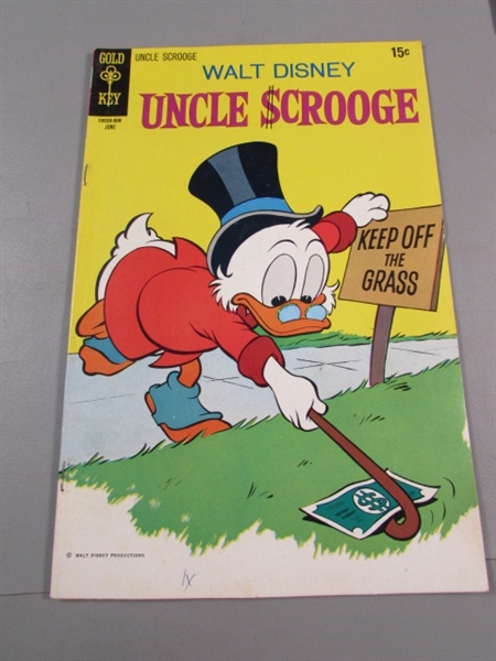 VINTAGE 1970-72 15 CENT UNCLE SCROOGE COMIC BOOKS
