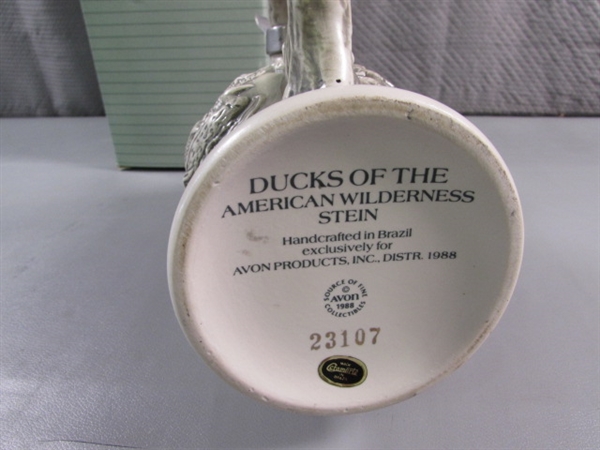 NIB - DUCKS OF THE AMERICAN WILDERNESS STEIN