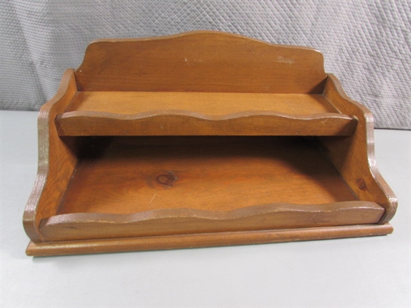 WOODEN DISPLAY SHELF & LETTER HOLDER