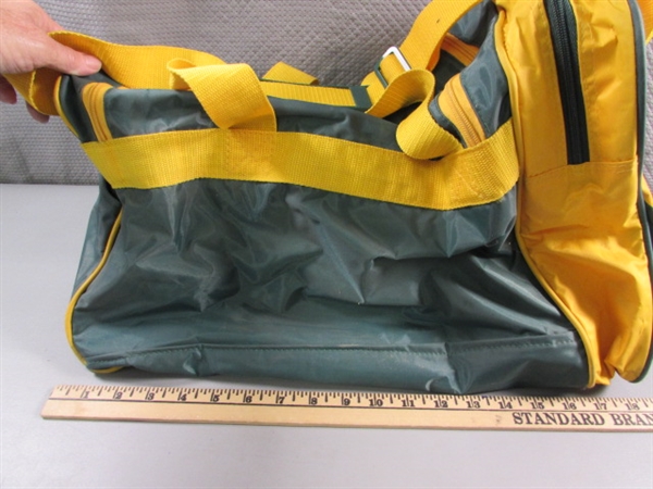 OAKLAND A'S DUFFLE BAG