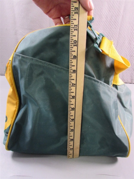 OAKLAND A'S DUFFLE BAG