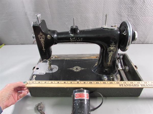 ANTIQUE SEWING MACHINE FOR PARTS/REPAIR