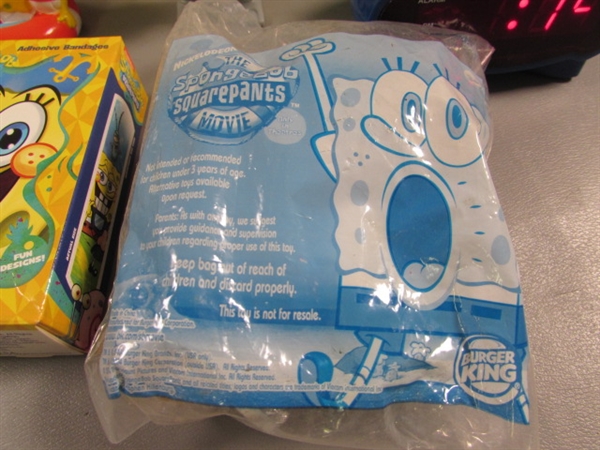 FUN LOT OF SPONGEBOB SQUAREPANTS ITEMS