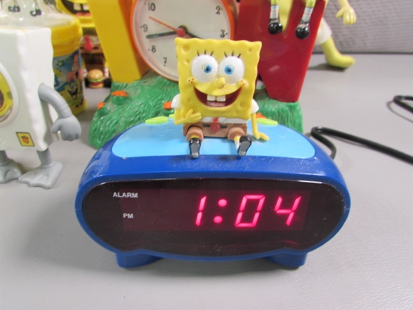 FUN LOT OF SPONGEBOB SQUAREPANTS ITEMS