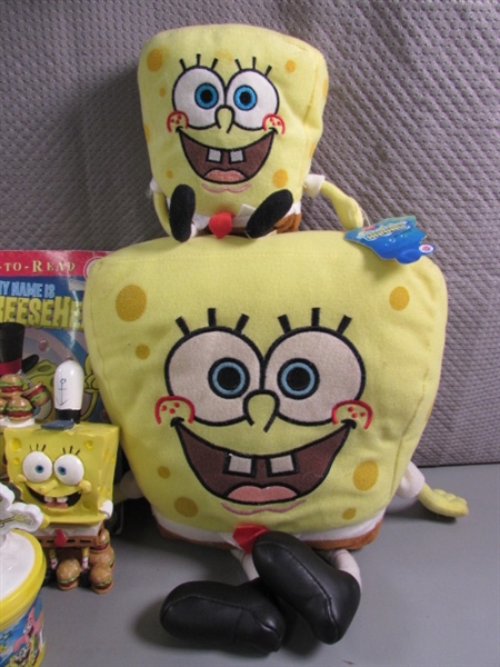 FUN LOT OF SPONGEBOB SQUAREPANTS ITEMS