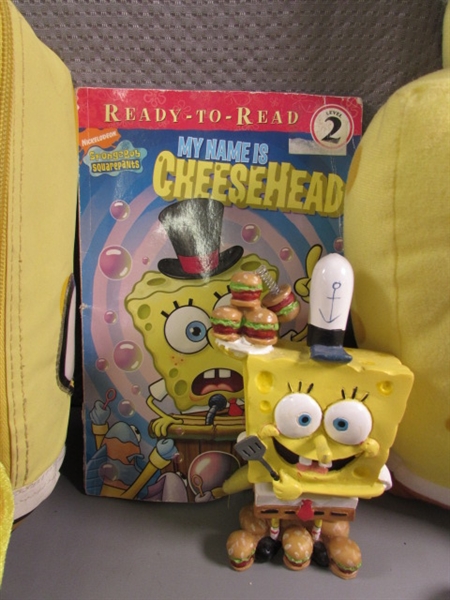 FUN LOT OF SPONGEBOB SQUAREPANTS ITEMS