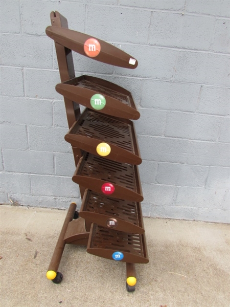 M & M MARS BRANDED CANDY DISPLAY RACK