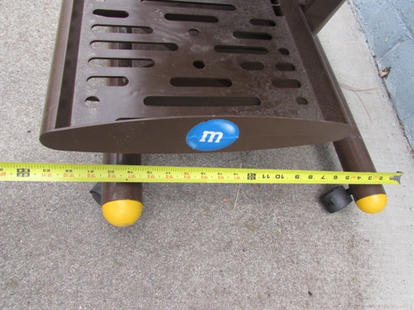 M & M MARS BRANDED CANDY DISPLAY RACK