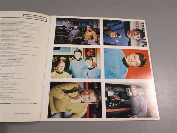 1977 STAR TREK POSTCARD BOOK