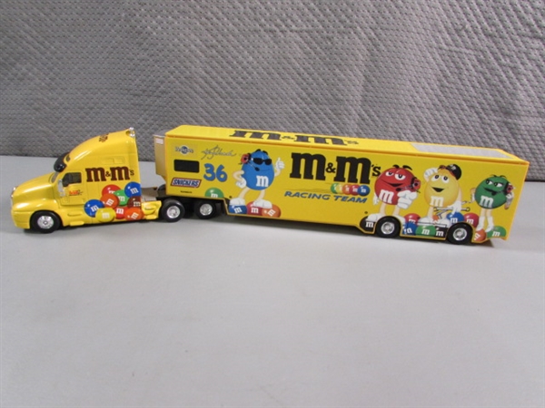 DIE CAST M&M RACING CARS & TRUCKS