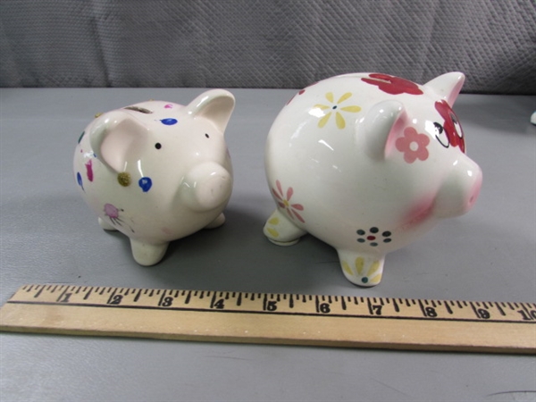 ASSORTED PIGGY BANKS