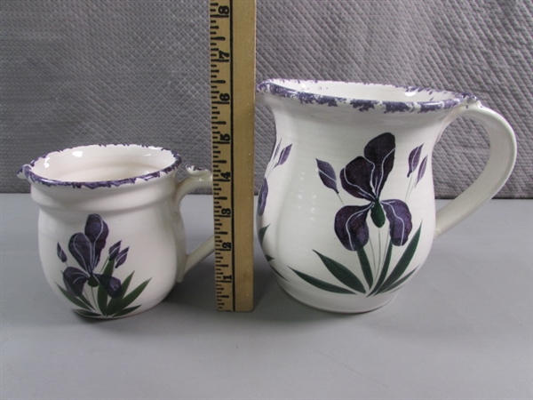 PAIR OF ASHLAND POTTERY PITCHERS