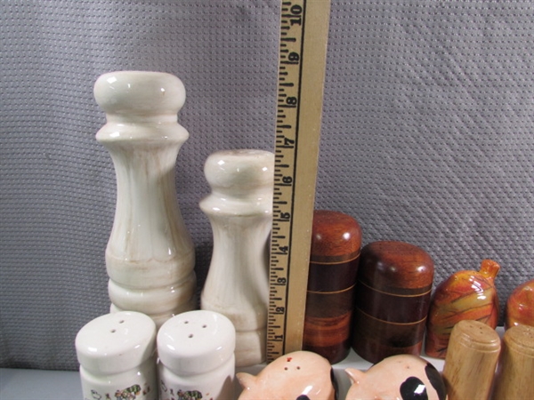 SALT & PEPPER SHAKER COLLECTION