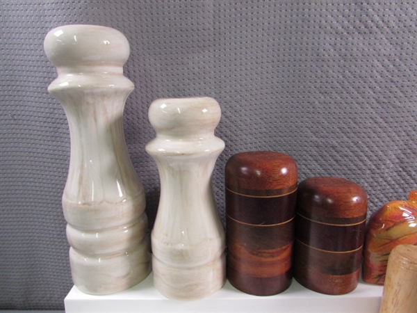 SALT & PEPPER SHAKER COLLECTION