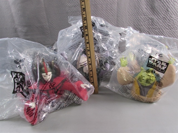 COLLECTIBLE STAR WARS - PHANTOM MENACE DRINK CUP TOPPERS