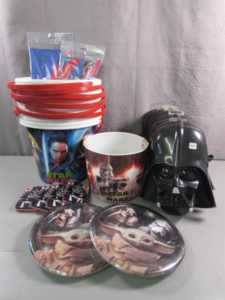 STAR WARS THEMED PARTY SUPPLIES - NEW