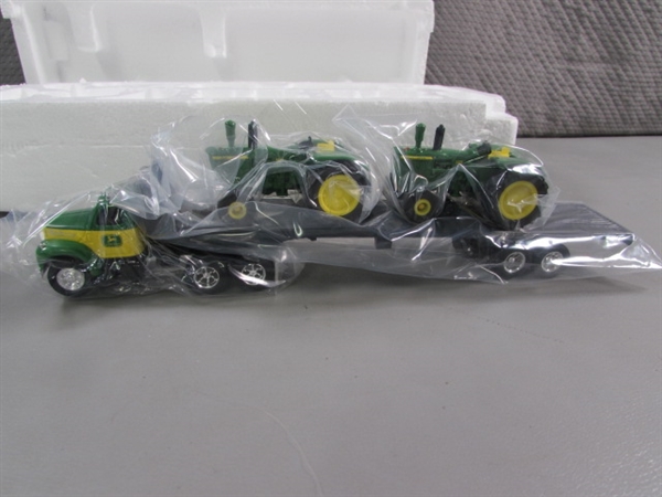 NEW DIE CAST JOHN DEERE TRUCK, TRAILER & TRACTORS