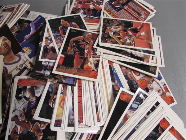 BOX OF LOOSE BASEBALL CARDS - RAW, OVERSIZED & SPECIAL EDITION