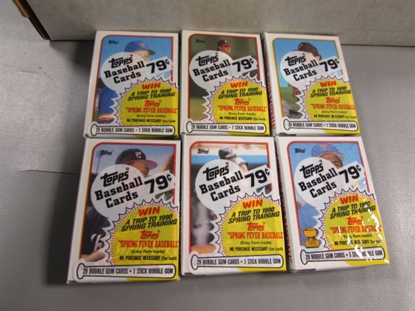 2 BOXES OF BASEBALL CARDS - SOME UNOPENED PACKS INCLUDED