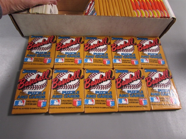 2 BOXES OF BASEBALL CARDS - SOME UNOPENED PACKS INCLUDED