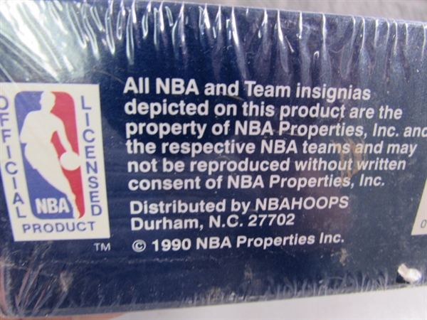 SEALED BOX OF 1990-91 SEASON BASKETBALL CARDS