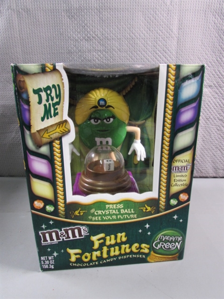 NEW MADAME GREEN, FUN FORTUNES M&M CANDY DISPENSER