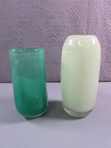 2 SMALL HAND BLOWN HEAVY GREEN ART GLASS VASES SIGNED BY HENRY DEAN