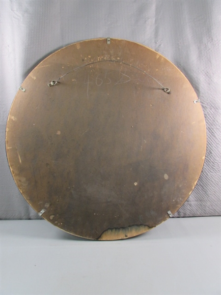 VINTAGE/ANTIQUE ROUND WALL MIRROR