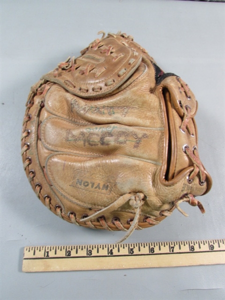 CATCHERS MITTS & BASEBALLS