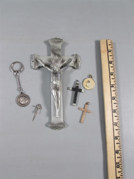 ASSORTED CROSSES - PENDANTS, WALL HANGING, KEYCHAIN & MORE