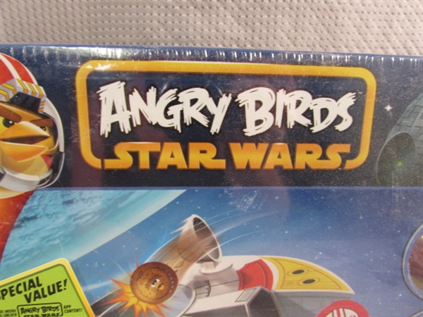 ANGRY BIRDS STAR WARS - MILLENIUM FALCON BOUNCE GAME - FACTORY SEALED