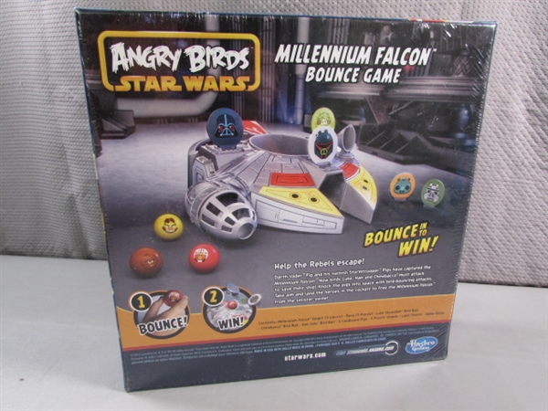 ANGRY BIRDS STAR WARS - MILLENIUM FALCON BOUNCE GAME - FACTORY SEALED