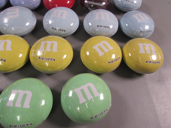 SMALL METAL M&M TINS & 2 PLASTIC M&M CONTAINERS