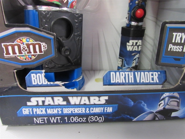 2 STAR WARS/M&M GIFT PACKS - CANDY DISPENSERS & FAN