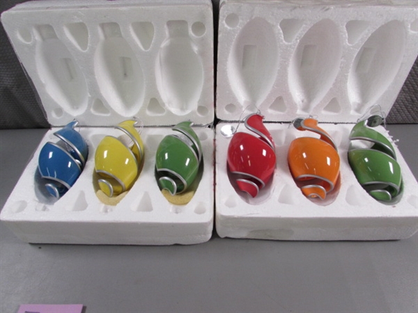 SET OF 6 NEW SPIRALS OF FUN CERAMIC M&M ORNAMENTS FROM THE BRADFORD EXCHANGE