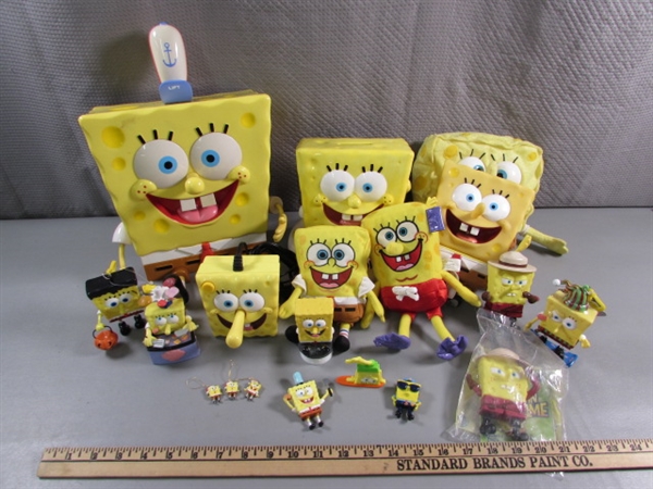 LARGE COLLECTION OF SPONGEBOB SQUAREPANTS TOYS