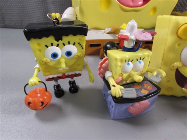 LARGE COLLECTION OF SPONGEBOB SQUAREPANTS TOYS