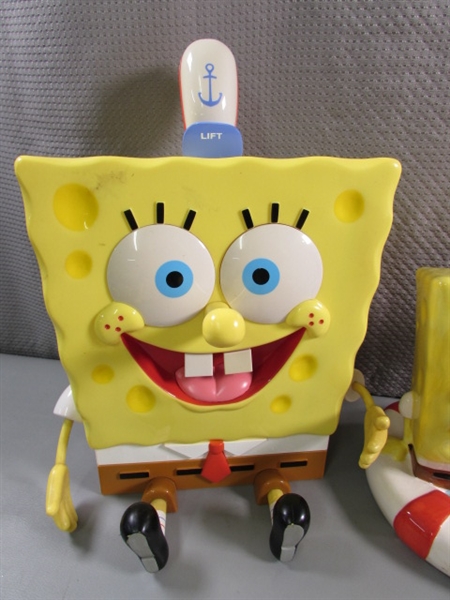 LARGE COLLECTION OF SPONGEBOB SQUAREPANTS TOYS