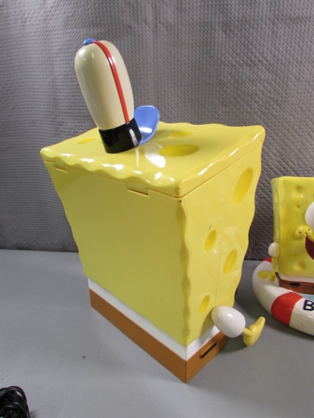 LARGE COLLECTION OF SPONGEBOB SQUAREPANTS TOYS