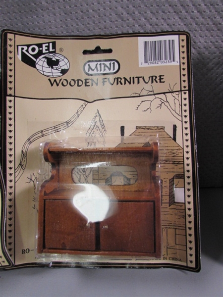 MINIATURE DOLLHOUSE FURNITURE & ACCESSORIES - MOST ARE NEW IN PACKAGE