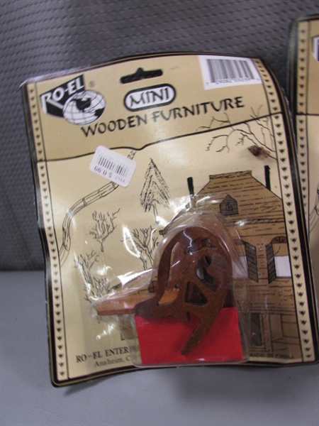 MINIATURE DOLLHOUSE FURNITURE & ACCESSORIES - MOST ARE NEW IN PACKAGE