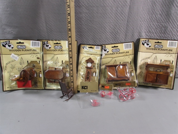 MINIATURE DOLLHOUSE FURNITURE & ACCESSORIES - MOST ARE NEW IN PACKAGE